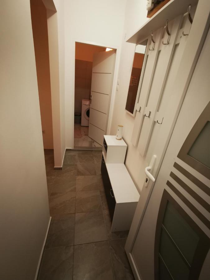 Ema Studio Apartman Karlovac Eksteriør billede